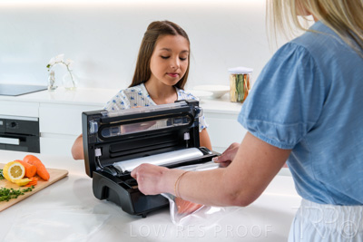 November 2021 / PROLINE_284_211112