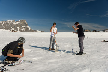 MELCHSEE_ICE_FISHING_002_170329