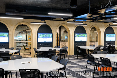 November 2019 / AD_UNI_191115_493