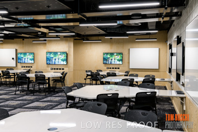 November 2019 / AD_UNI_191115_598