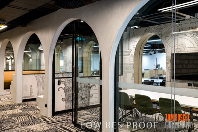 November 2019 / AD_UNI_191115_698