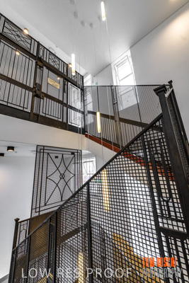 December 2019 / AIML-UoA-206