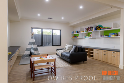 March 2020 / NOVITA_394