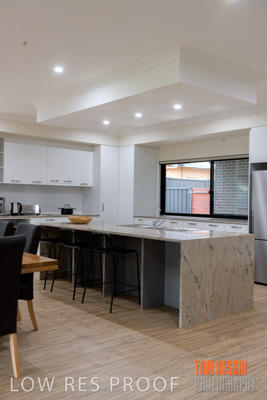 March 2020 / NOVITA_543