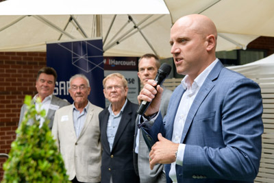 SARAH_60TH_210211_208