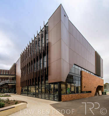 September 2021 / WESTMINSTER-EXT_032