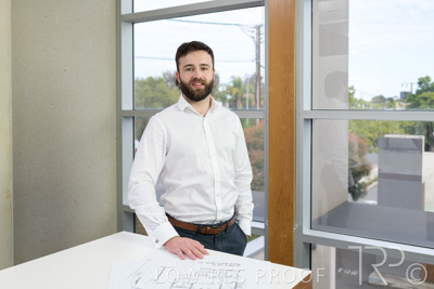 October 2021 / Oscar_NEIGHBOUR-16