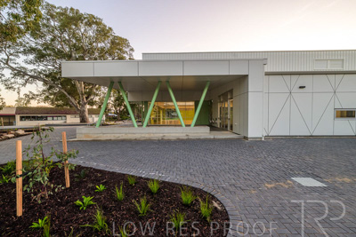 August 2022 / Mitcham-Primary-Exteriors_220826_104