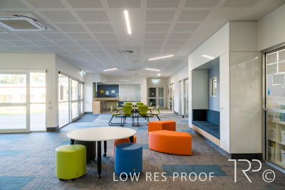 April 2023 / SARAH-MawsonLakes-230403-013