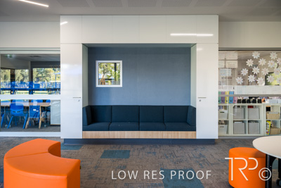 April 2023 / SARAH-MawsonLakes-230403-014