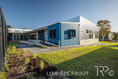 April 2023 / SARAH-MawsonLakes-230403-030