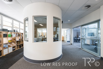 April 2023 / SARAH-MawsonLakes-230426-010