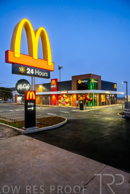 August 2023 / McDonalds-Pasadena-230824-_Z9C4589