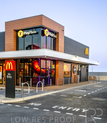 August 2023 / McDonalds-Pasadena-230824-_Z9C4684