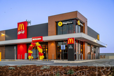 August 2023 / McDonalds-Pasadena-230824-_Z9C4724