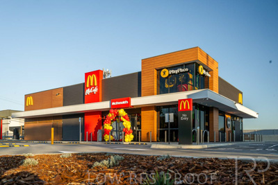 August 2023 / McDonalds-Pasadena-230824-_Z9C5138