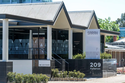 September 2023 / SARAH-GROUP-OFFICE-230912_85E9796