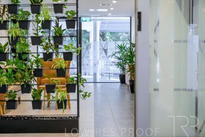 September 2023 / SARAH-GROUP-OFFICE-230912_Z9C0688