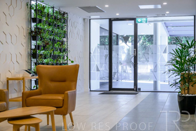 September 2023 / SARAH-GROUP-OFFICE-230912_Z9C0708