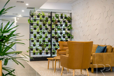 September 2023 / SARAH-GROUP-OFFICE-230912_Z9C0718