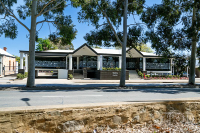 September 2023 / SARAH-GROUP-OFFICE-230912_Z9C1559