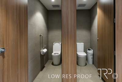 July 2024 / SARAH-Bonython-Toilets_240709_061