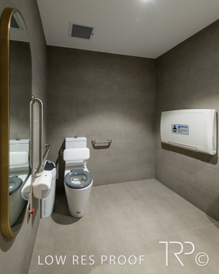 July 2024 / SARAH-Bonython-Toilets_240709_064