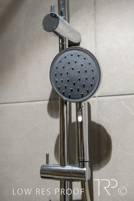 July 2024 / SARAH-Bonython-Toilets_240709_088