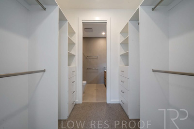 September 2024 / Lot-330_240918_Z8C5916