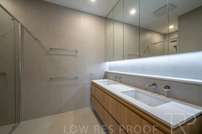 September 2024 / Lot-330_240918_Z8C5925