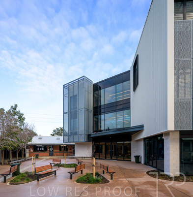 July 2025 / PORTSIDE-250707-_Z9C5883