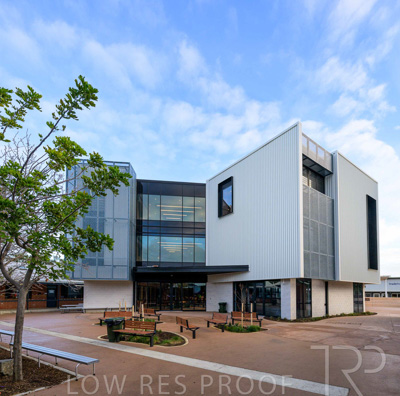 July 2025 / PORTSIDE-250707-_Z9C5884