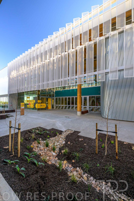 July 2025 / TONSLEY-Exteriors-Z9-brkts_250731-_Z9C8601