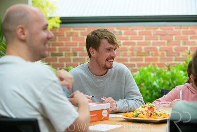 October 2022 / THINKLE-1294