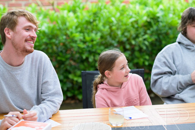 October 2022 / THINKLE-1701