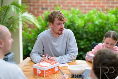 October 2022 / THINKLE-1706