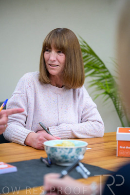 October 2022 / THINKLE-2251