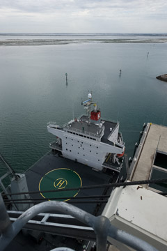 VITERRA 2013 / 091024_VITERA_1ST_SHIPLOAD_062