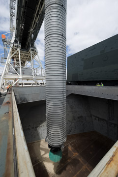 VITERRA 2013 / 091025_VITERA_1ST_SHIPLOAD_135