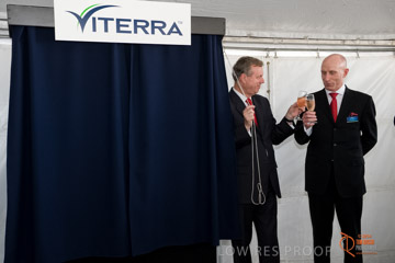 VITERRA 2013 / 20100121_VITERRA_OH_LAUNCH_050