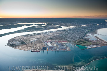 VITERRA 2013 / 110224_VITERRA_OUTER_HARBOUR_022