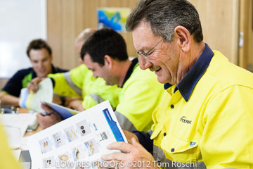 VITERRA / VITERRA_HARVEST_HERO_030_(121015)