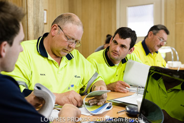 VITERRA / VITERRA_HARVEST_HERO_040_(121015)