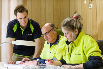 VITERRA / VITERRA_HARVEST_HERO_077_(121015)