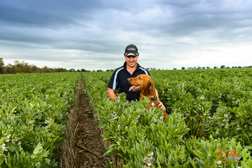 VITERRA 2013 / VITERRA_GLENVALE_FARMS_096_140909