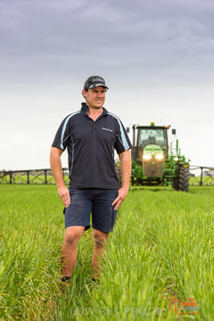 VITERRA 2013 / VITERRA_GLENVALE_FARMS_221_140909