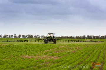 VITERRA 2013 / VITERRA_GLENVALE_FARMS_236_140909