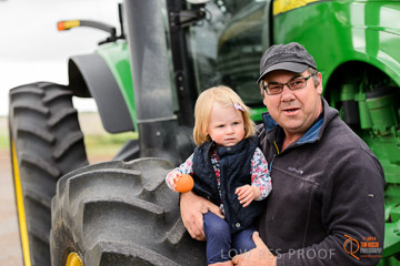 VITERRA 2013 / VITERRA_GLENVALE_FARMS_284_140909