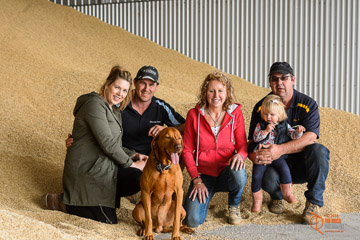 VITERRA 2013 / VITERRA_GLENVALE_FARMS_331_140909