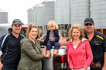 VITERRA 2013 / VITERRA_GLENVALE_FARMS_338_140909